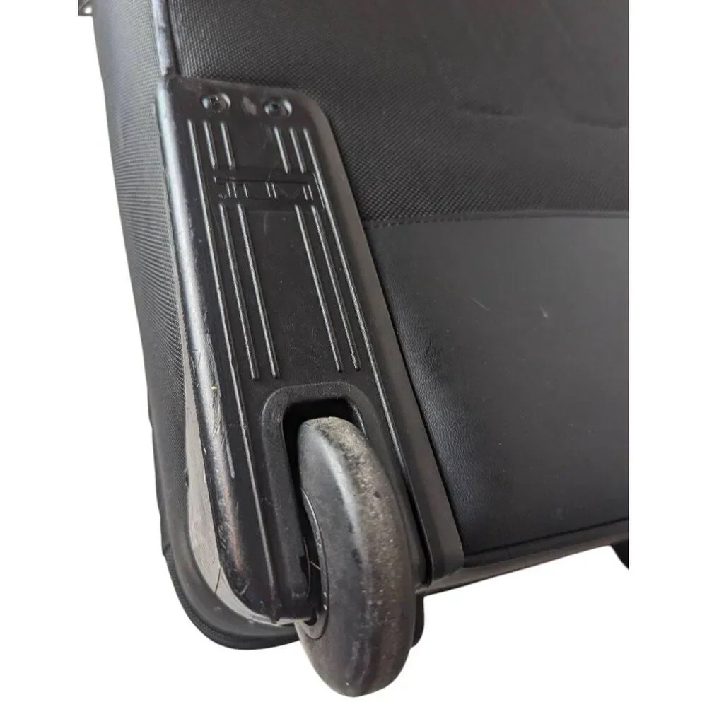 TUMI 21' Expandable Wheeled Carry On Luggage Bag